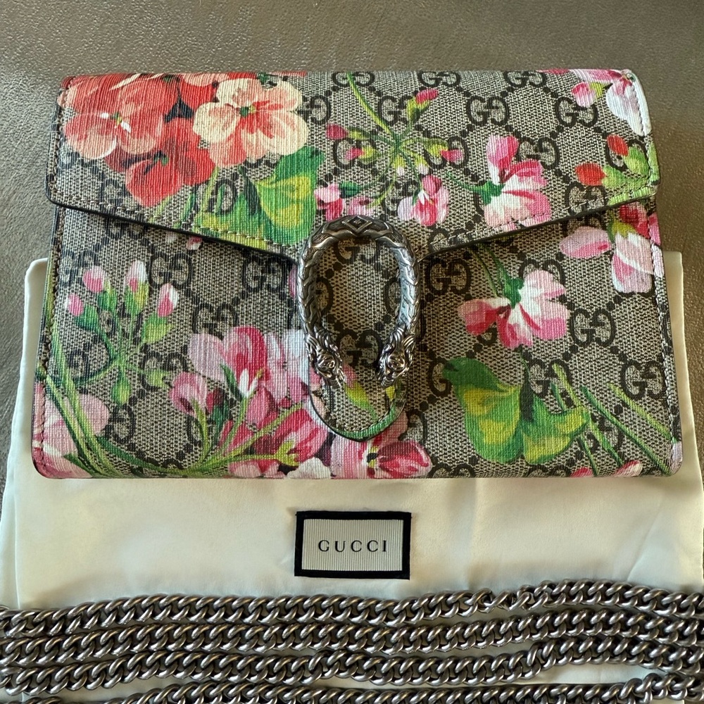 Gucci Blooms Dionysus Pink and Green Floral Wallet on Chain